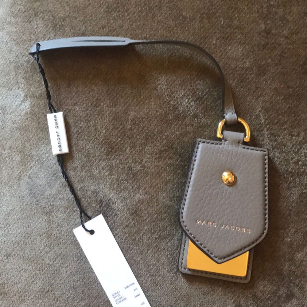 MARC JACOBS leather bag tag